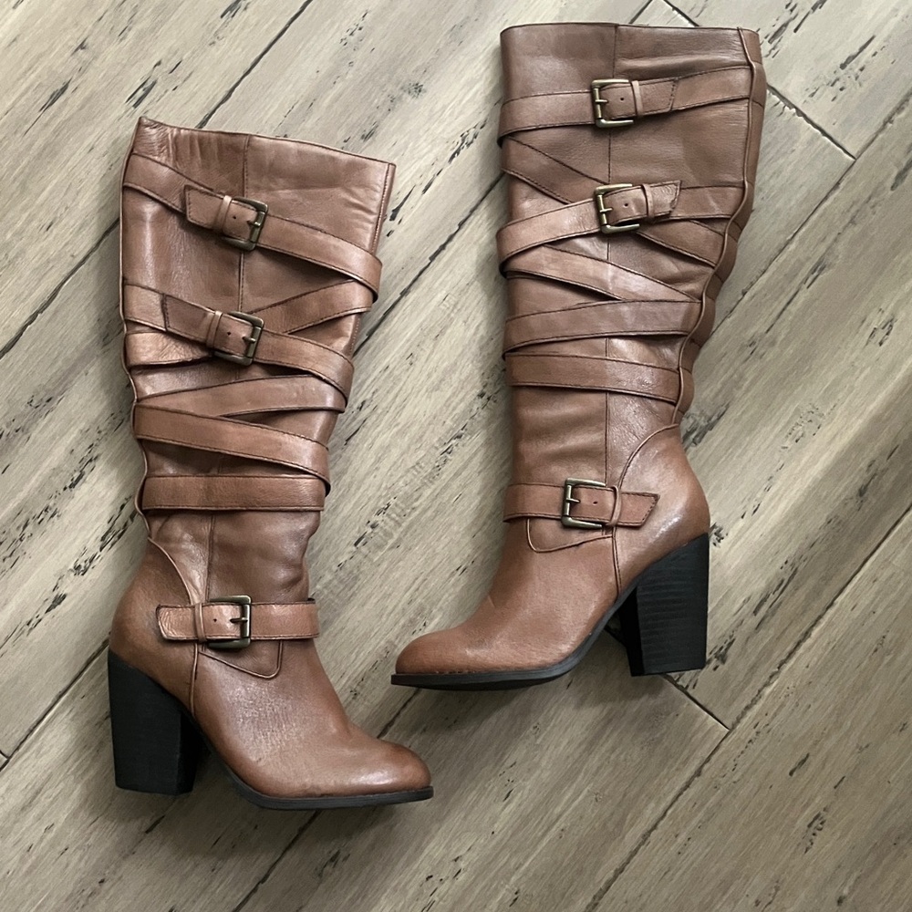 Steve Madden gorgeous Brown Leather Wrap Buckle Knee High Boots 7.5